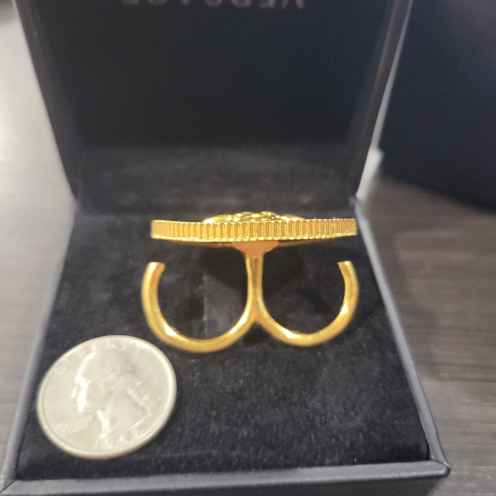 Anillo Versace dama